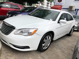 Chrysler 200 2012