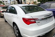 Chrysler 200 2012