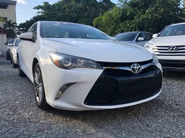 Toyota Camry SE 2016