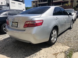 Toyota Camry LE 2009