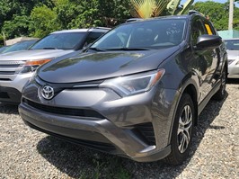 Toyota RAV4 LE 2016