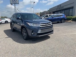 Toyota Highlander XLE 2017