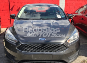 Ford Focus SE 2015