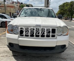 Jeep Grand Cherokee Laredo 2010