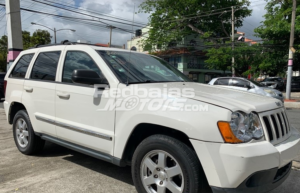 Jeep Grand Cherokee Laredo 2010