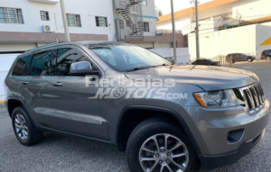 Jeep Grand Cherokee Laredo 2013