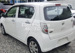 Daihatsu Mira 2015