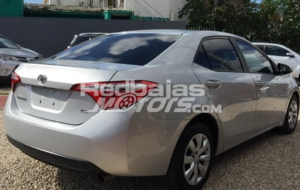 Toyota Corolla LE 2014