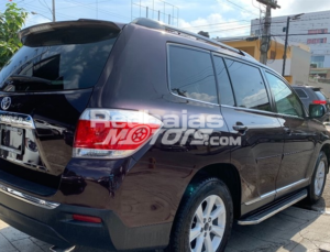 Toyota Highlander SE 2013