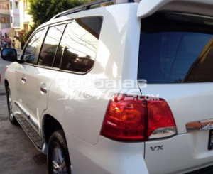 Toyota Land Cruiser VX 2014